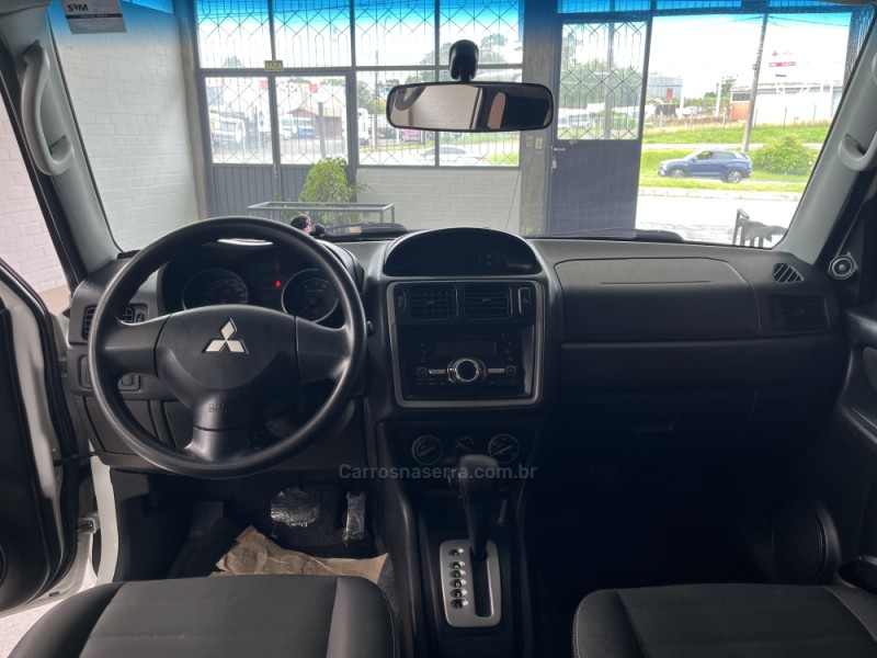 PAJERO TR4 2.0 4X2 16V 140CV FLEX 4P AUTOMÁTICO - 2015 - CAXIAS DO SUL