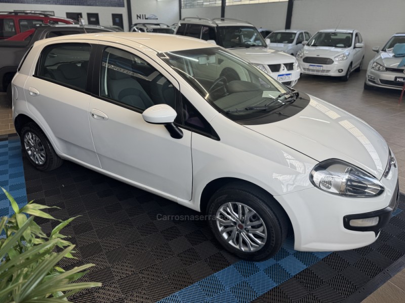 PUNTO 1.4 ATTRACTIVE 8V FLEX 4P MANUAL - 2013 - CAXIAS DO SUL
