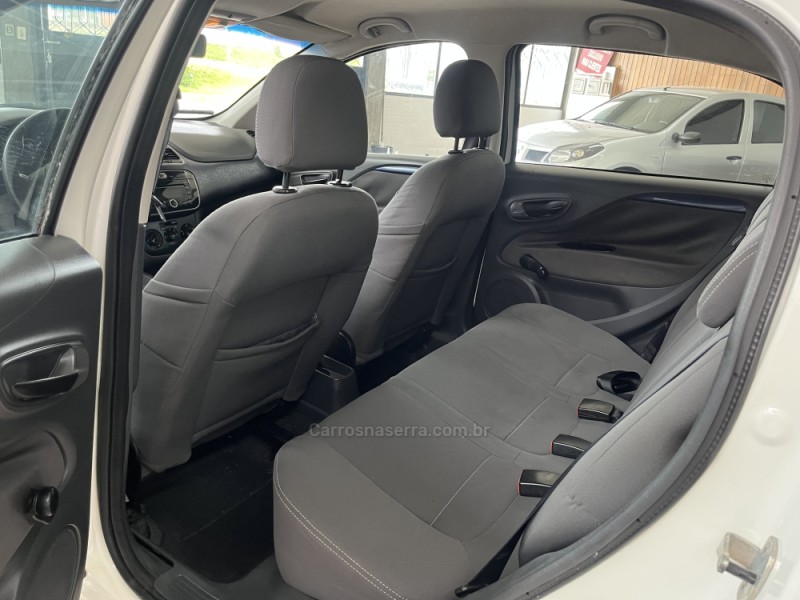 PUNTO 1.4 ATTRACTIVE 8V FLEX 4P MANUAL - 2013 - CAXIAS DO SUL