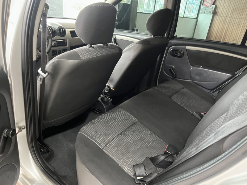 SANDERO 1.6 EXPRESSION 8V FLEX 4P MANUAL - 2009 - CAXIAS DO SUL