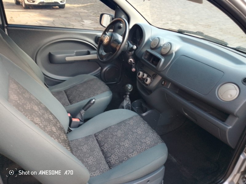 UNO 1.0 EVO VIVACE 8V FLEX 2P MANUAL - 2012 - CAXIAS DO SUL