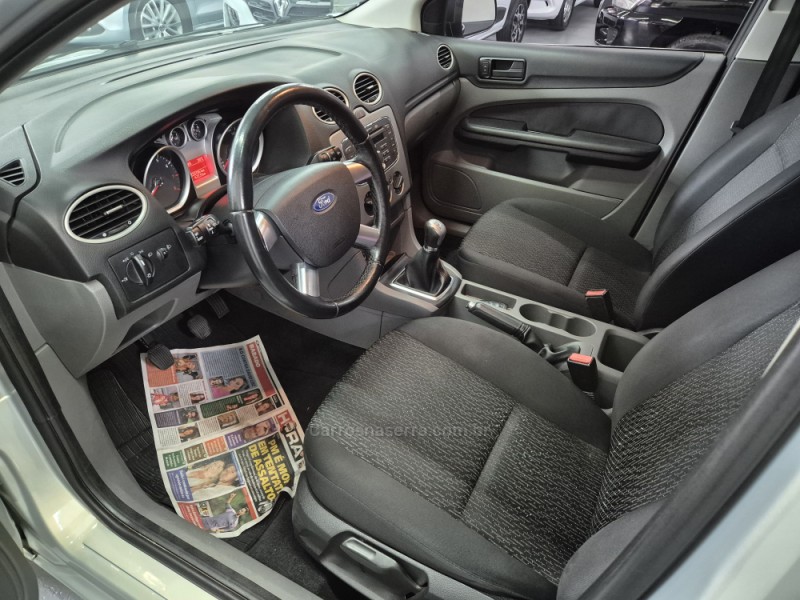 FOCUS 1.6 GL 16V FLEX 4P MANUAL - 2011 - GARIBALDI