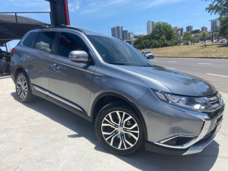 outlander 3.0 gt 4x4 v6 24v gasolina 4p automatico 2016 caxias do sul