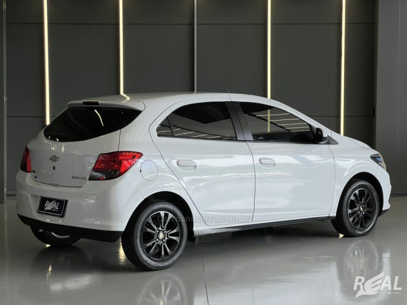 ONIX 1.4 MPFI LTZ 8V FLEX 4P AUTOMÁTICO - 2014 - SAPIRANGA