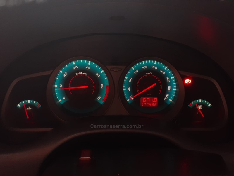 S10 2.2 EFI DLX 4X2 CD 8V GASOLINA 4P MANUAL - 2010 - CANELA