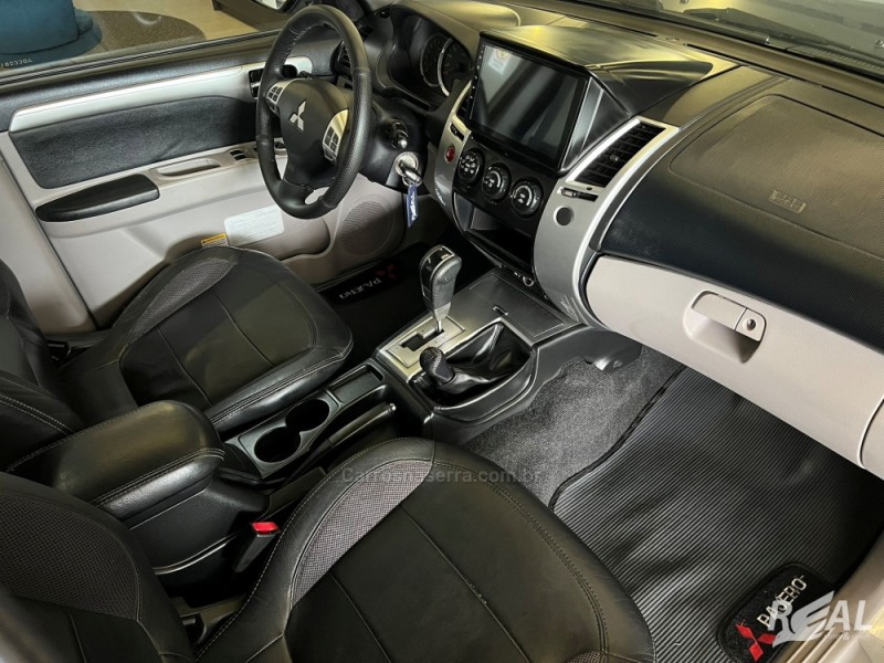 PAJERO DAKAR 3.5 HPE 7 LUGARES 4X4 V6 24V FLEX 4P AUTOMÁTICO - 2013 - SAPIRANGA