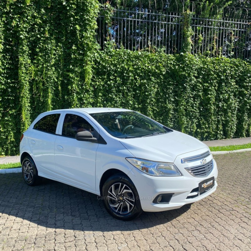 ONIX 1.0 JOY 8V FLEX 4P MANUAL - 2016 - MONTENEGRO