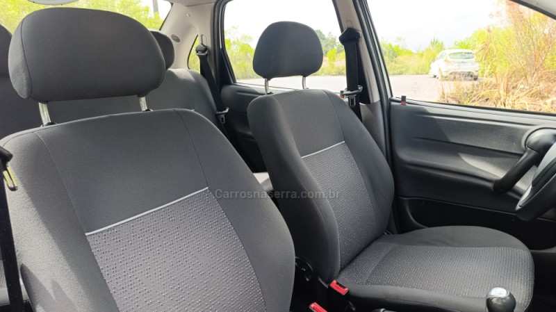 CLASSIC 1.0 MPFI LS 8V GASOLINA 4P MANUAL - 2015 - CAXIAS DO SUL