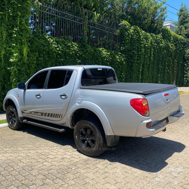 L200 TRITON  - 2012 - MONTENEGRO