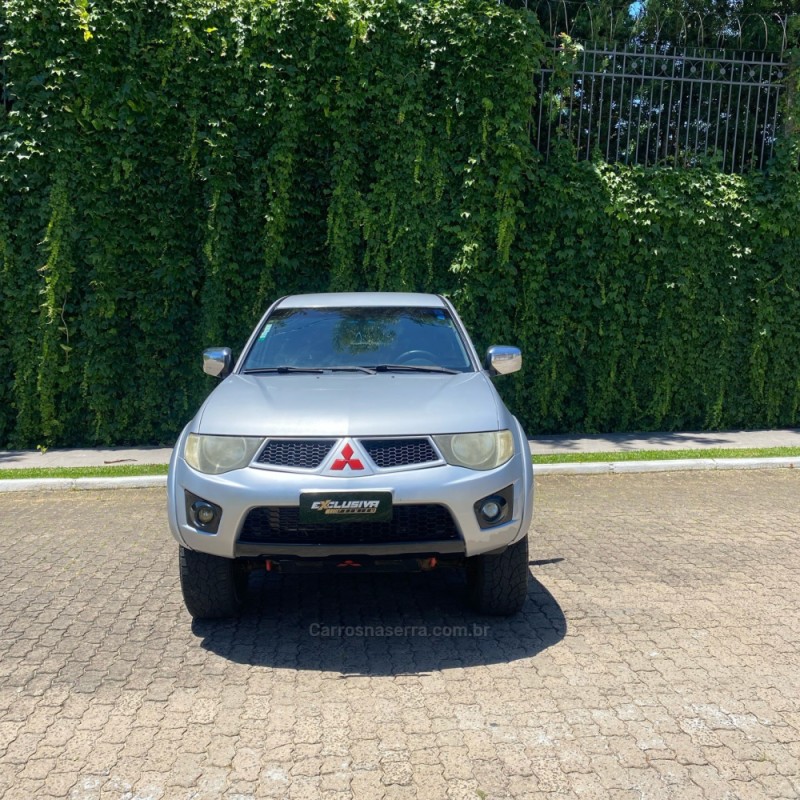 L200 TRITON  - 2012 - MONTENEGRO