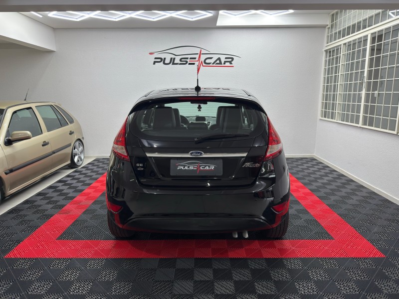 FIESTA 1.6 SE HATCH 16V FLEX 4P MANUAL - 2012 - CAXIAS DO SUL