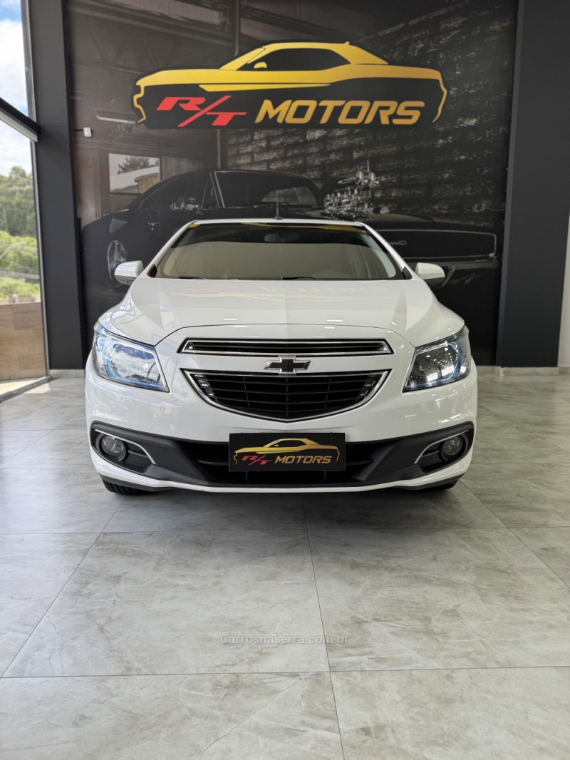 PRISMA 1.4 MPFI LTZ 8V FLEX 4P MANUAL - 2014 - CAXIAS DO SUL