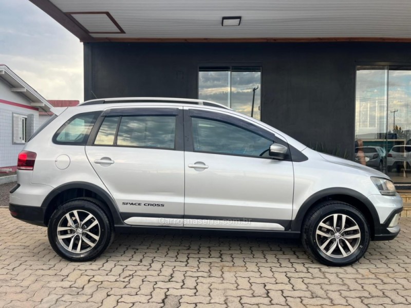 SPACE CROSS 1.6 MI 8V FLEX 4P MANUAL - 2015 - TORRES