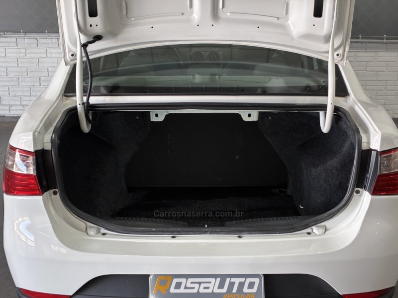 GRAND SIENA 1.0 ATTRACTIVE 8V FLEX 4P MANUAL - 2021 - VENâNCIO AIRES