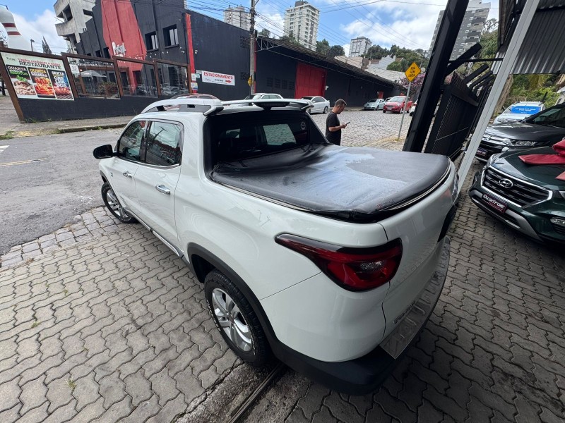 TORO 2.0 16V TURBO DIESEL VOLCANO 4WD AUTOMÁTICO - 2017 - CAXIAS DO SUL