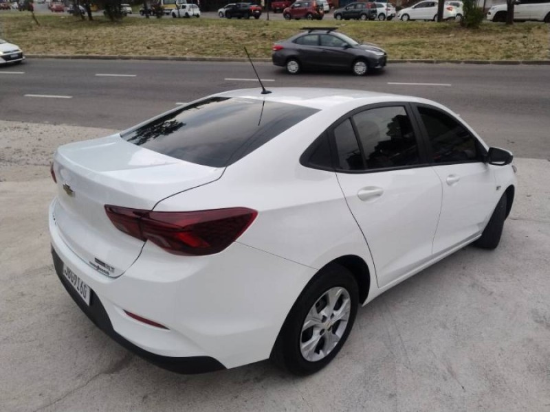 ONIX 1.0 SEDAN PLUS LT 12V FLEX 4P MANUAL - 2023 - CAXIAS DO SUL