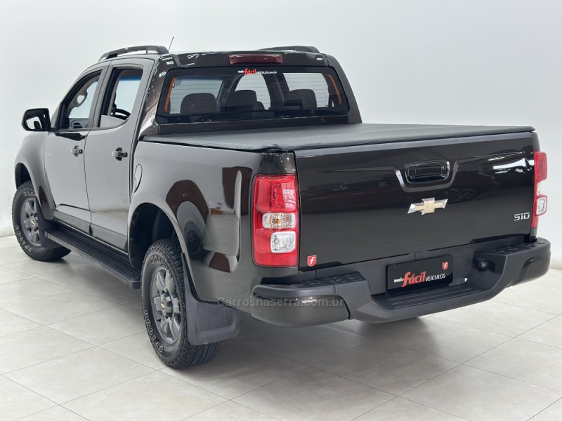 S10 2.4 MPFI ADVANTAGE 4X2 CD 8V FLEX 4P MANUAL - 2016 - SANTA CRUZ DO SUL