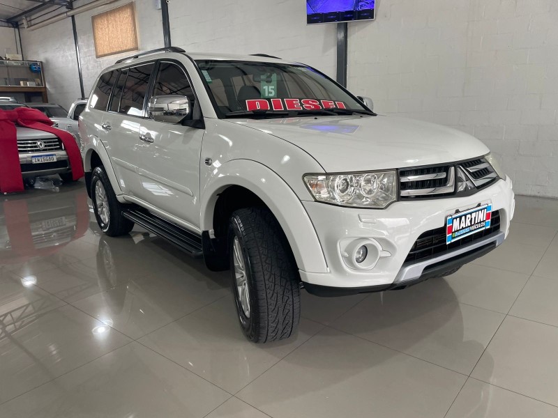 PAJERO DAKAR 3.2 HPE 4X4 7 LUGARES 16V TURBO INTERCOOLER DIESEL 4P AUTOMÁTICO - 2015 - CAXIAS DO SUL