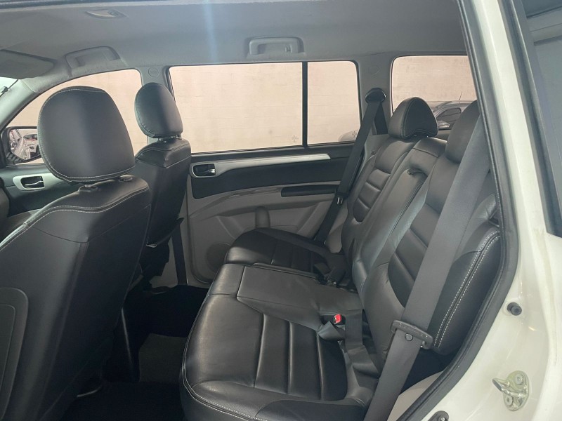 PAJERO DAKAR 3.2 HPE 4X4 7 LUGARES 16V TURBO INTERCOOLER DIESEL 4P AUTOMÁTICO - 2015 - CAXIAS DO SUL