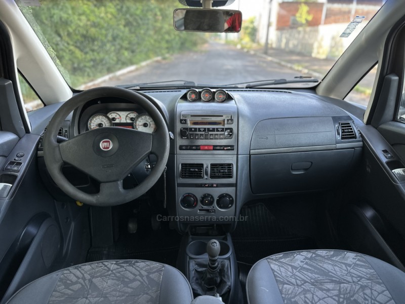 IDEA 1.8 MPI ADVENTURE 8V FLEX 4P MANUAL - 2010 - NOVO HAMBURGO