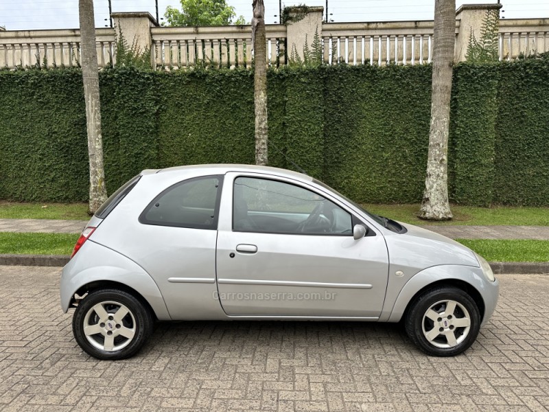 KA 1.0 MPI GL 8V GASOLINA 2P MANUAL - 2004 - CAXIAS DO SUL