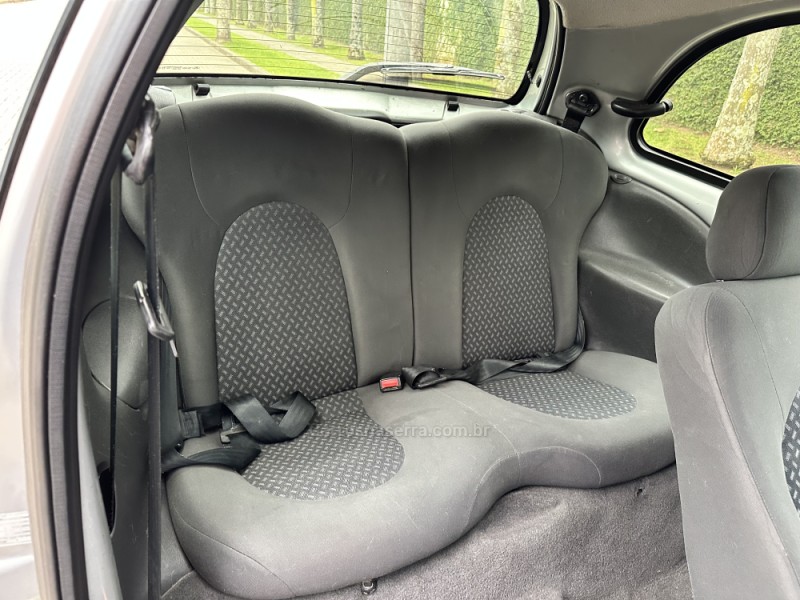 KA 1.0 MPI GL 8V GASOLINA 2P MANUAL - 2004 - CAXIAS DO SUL