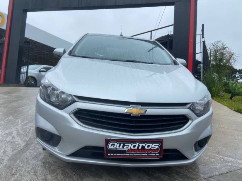 ONIX 1.4 MPFI LT 8V FLEX 4P MANUAL - 2018 - CAXIAS DO SUL