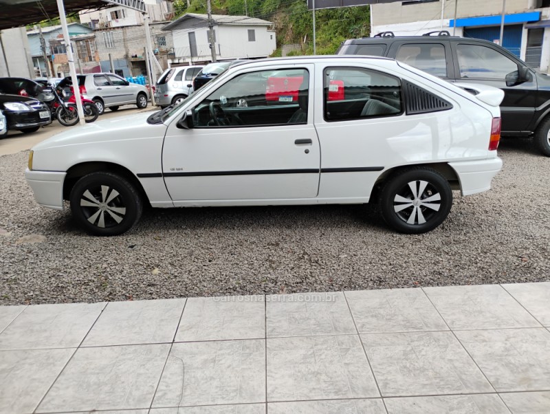 KADETT 1.8 EFI GL 8V GASOLINA 2P MANUAL - 1996 - CAXIAS DO SUL