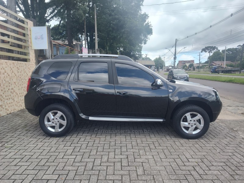 DUSTER 1.6 DYNAMIQUE 4X2 16V FLEX 4P MANUAL - 2014 - CANELA