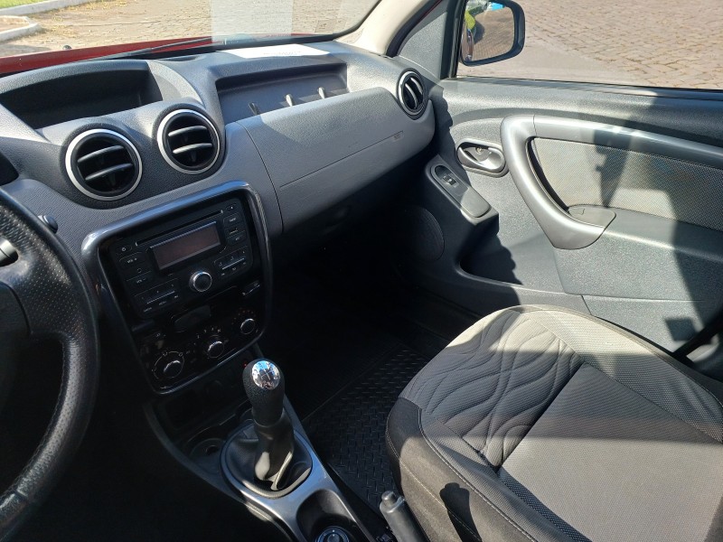 DUSTER 1.6 DYNAMIQUE 4X2 16V FLEX 4P MANUAL - 2013 - FLORES DA CUNHA