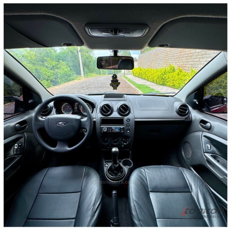 FIESTA 1.6 MPI CLASS SEDAN 8V FLEX 4P MANUAL - 2011 - CAMPO BOM