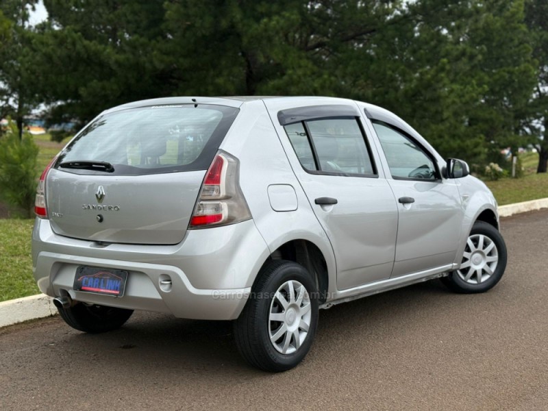 SANDERO 1.0 EXPRESSION 16V FLEX 4P MANUAL - 2014 - VACARIA