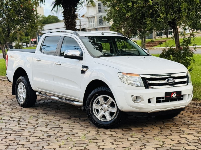 RANGER 3.2 XLT 4X4 CD 20V DIESEL 4P AUTOMÁTICO - 2014 - CASCA