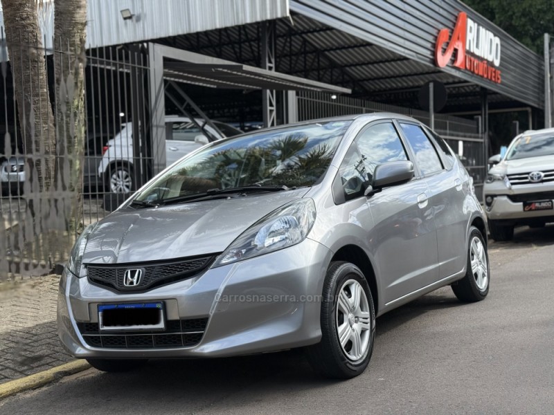 FIT 1.4 CX 16V FLEX 4P MANUAL - 2014 - PAROBé