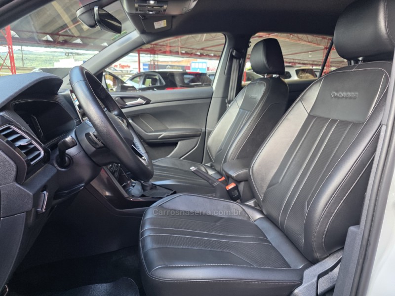 T-CROSS 1.4 HIGHLINE TSI 16V FLEX 4P AUTOMÁTICO - 2025 - SAPIRANGA
