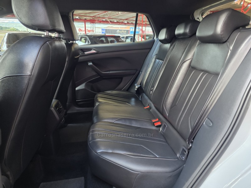 T-CROSS 1.4 HIGHLINE TSI 16V FLEX 4P AUTOMÁTICO - 2025 - SAPIRANGA