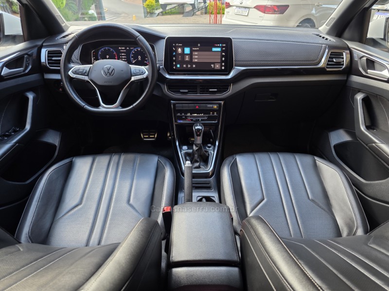 T-CROSS 1.4 HIGHLINE TSI 16V FLEX 4P AUTOMÁTICO - 2025 - SAPIRANGA