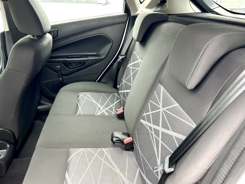 FIESTA 1.5 S HATCH 16V FLEX 4P MANUAL - 2015 - NOVO HAMBURGO