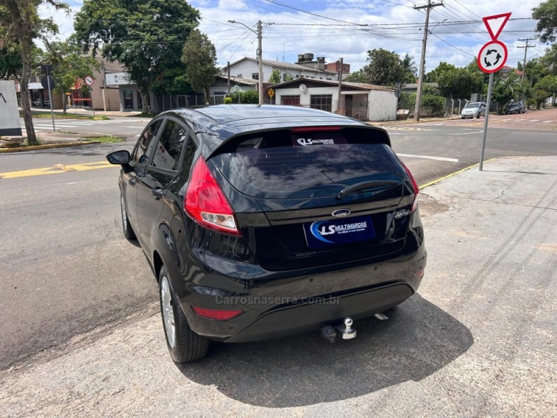 FIESTA 1.6 SE HATCH 16V FLEX 4P AUTOMÁTICO - 2017 - VENâNCIO AIRES
