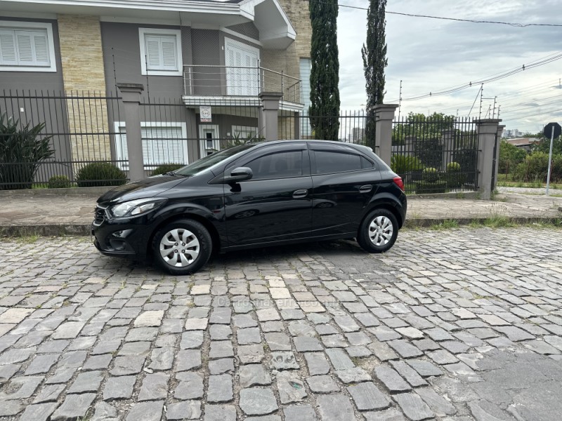 ONIX 1.0 MPFI LT 8V FLEX 4P MANUAL - 2019 - CAXIAS DO SUL