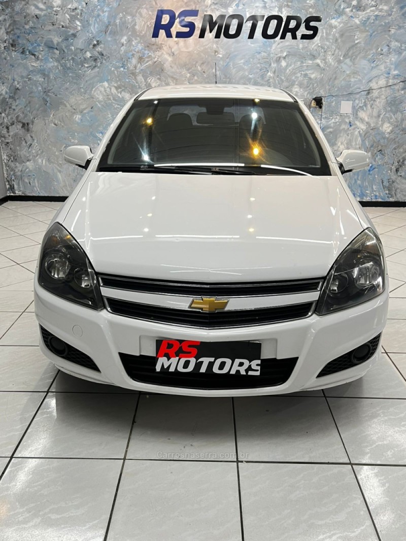 VECTRA 2.0 MPFI GT HATCH 8V FLEX 4P MANUAL - 2009 - CAXIAS DO SUL