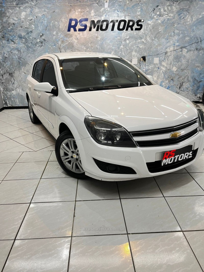 VECTRA 2.0 MPFI GT HATCH 8V FLEX 4P MANUAL - 2009 - CAXIAS DO SUL
