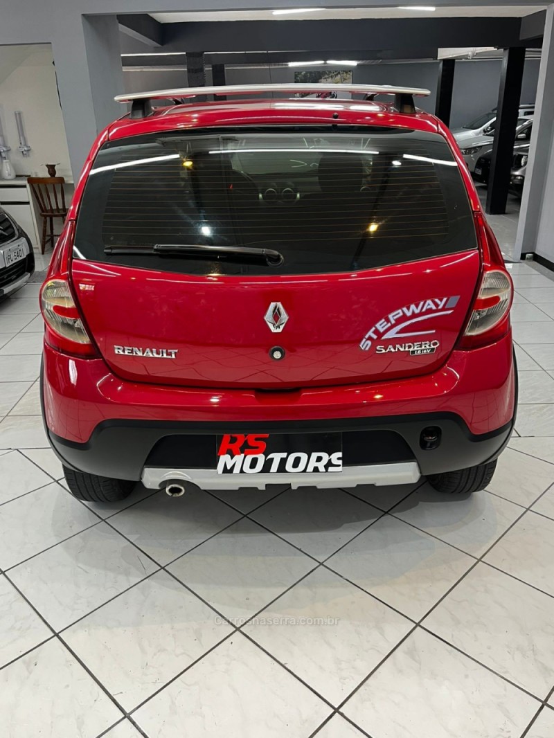SANDERO 1.6 STEPWAY 16V FLEX 4P MANUAL - 2011 - CAXIAS DO SUL
