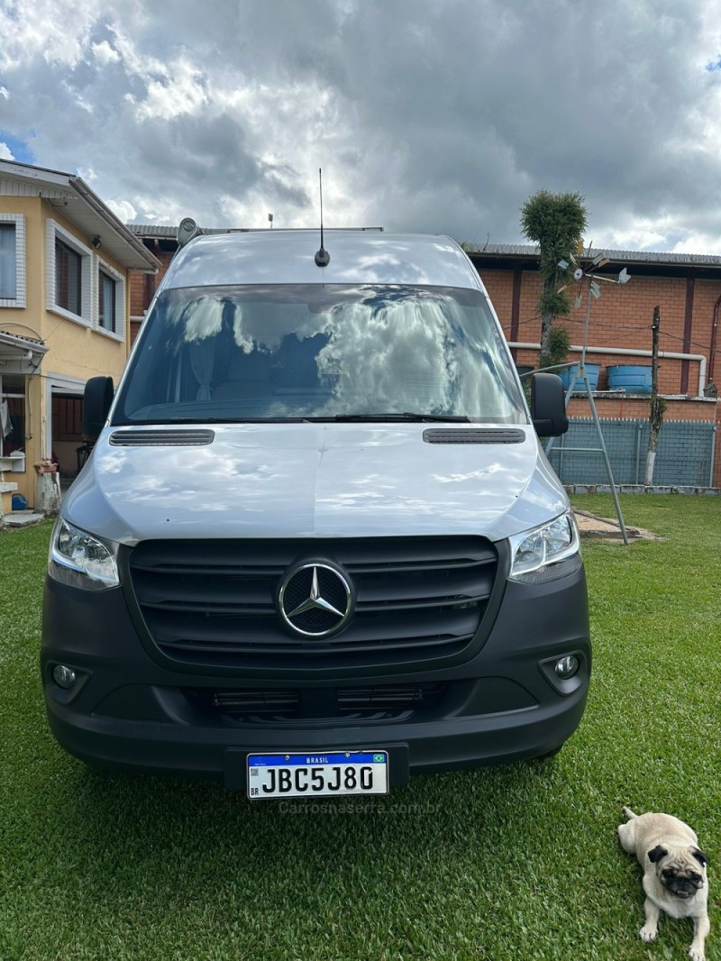 SPRINTER 2.2 FURGÃO 416 LONGO TETO ALTO DIESEL 3P MANUAL - 2022 - CAXIAS DO SUL