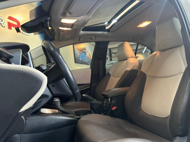 COROLLA 1.8 ALTIS PREMIUM 16V HÍBRIDO 4P AUTOMÁTICO - 2022 - NOVO HAMBURGO
