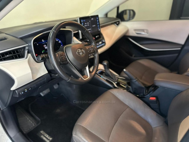 COROLLA 1.8 ALTIS PREMIUM 16V HÍBRIDO 4P AUTOMÁTICO - 2022 - NOVO HAMBURGO