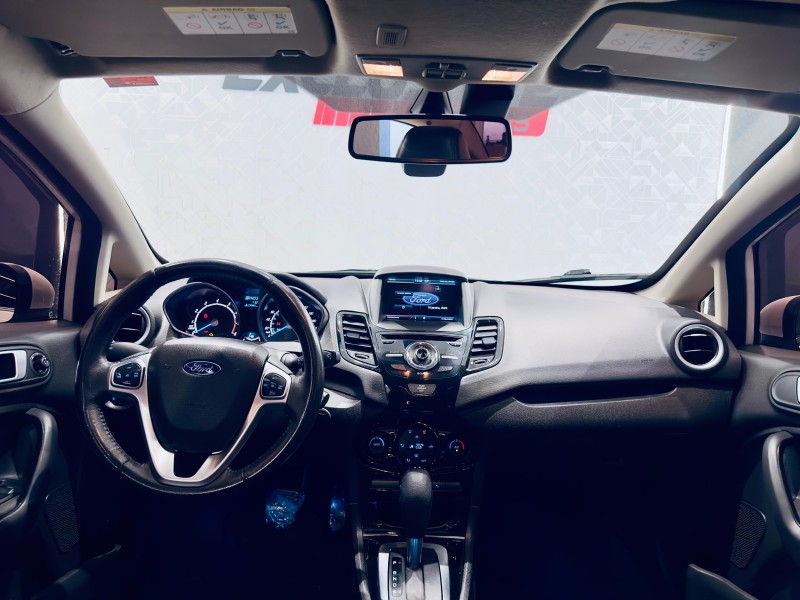 FIESTA 1.6 TITANIUM PLUS SEDAN 16V FLEX 4P AUTOMÁTICO - 2015 - CAXIAS DO SUL