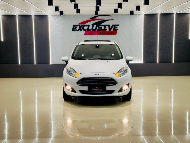 FIESTA 1.6 TITANIUM PLUS SEDAN 16V FLEX 4P AUTOMÁTICO - 2015 - CAXIAS DO SUL
