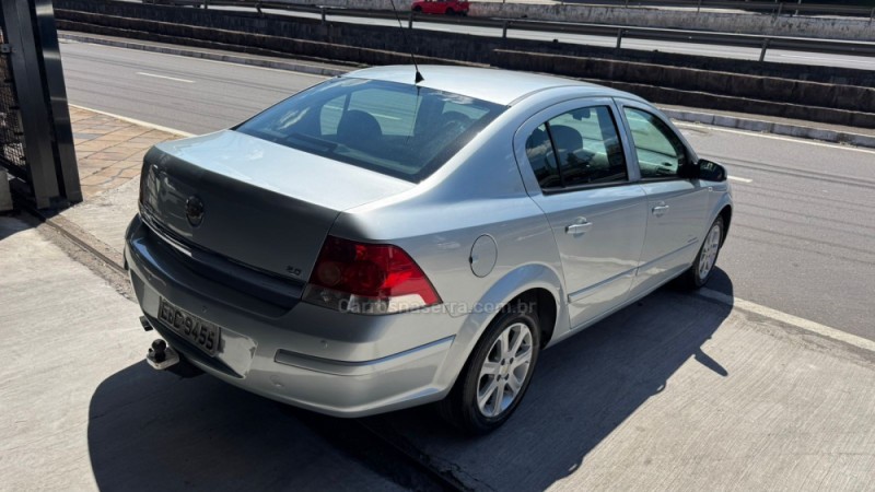 VECTRA 2.0 MPFI EXPRESSION 8V FLEX 4P MANUAL - 2008 - CAXIAS DO SUL