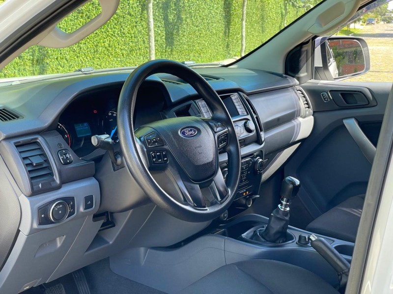 RANGER 2.2 XLS 4X4 CD 16V DIESEL 4P MANUAL - 2019 - FARROUPILHA